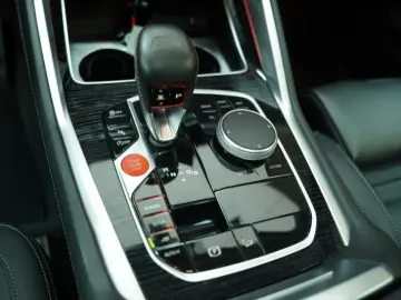 BMW X5 M Competition  SUPER AUSSTATTUNG