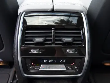 BMW X5 M DR.ASS.PRO.SOFTCL.SKY-LOUNGE.H K.360 .AHK