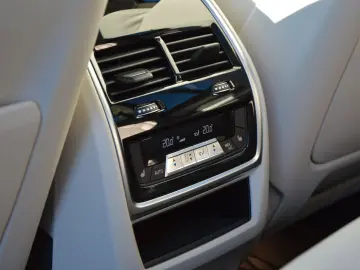 BMW X5 M Competition SOFTC.MASSAGE.SKY.B&W.AHK.5 100