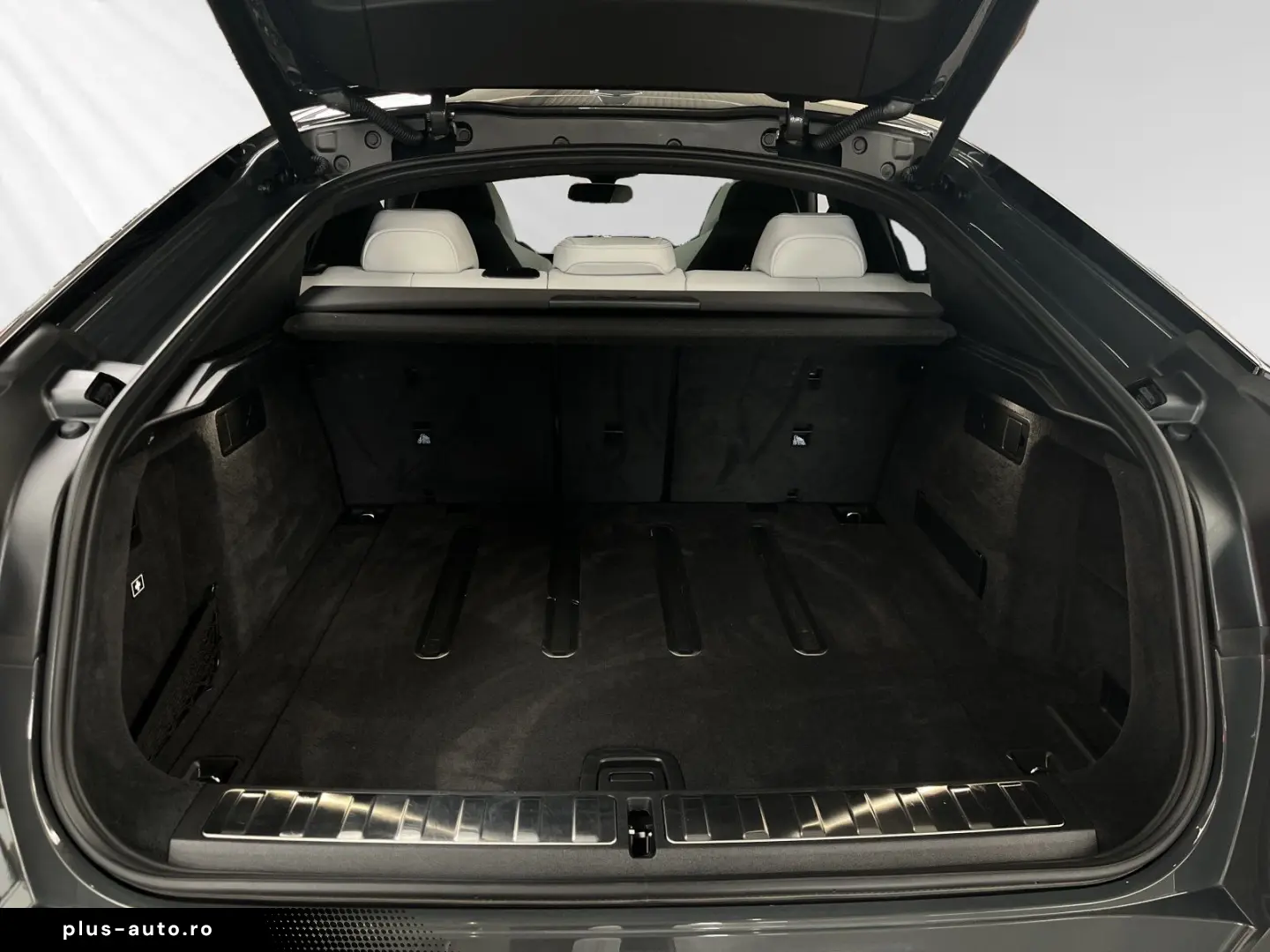 BMW X6 M Competition Competition SkyLounge B&W DAPro