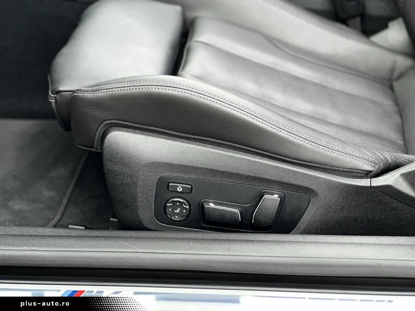 BMW M4 Competition M xDrive Cabrio HK HiFi DAB LED