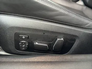 BMW M4 M xDrive Competition LED LEDER HUD ACC LANE V