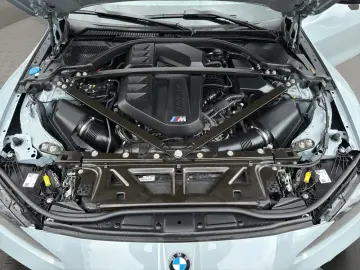 BMW M4 M xDrive Competition LED LEDER HUD ACC LANE V