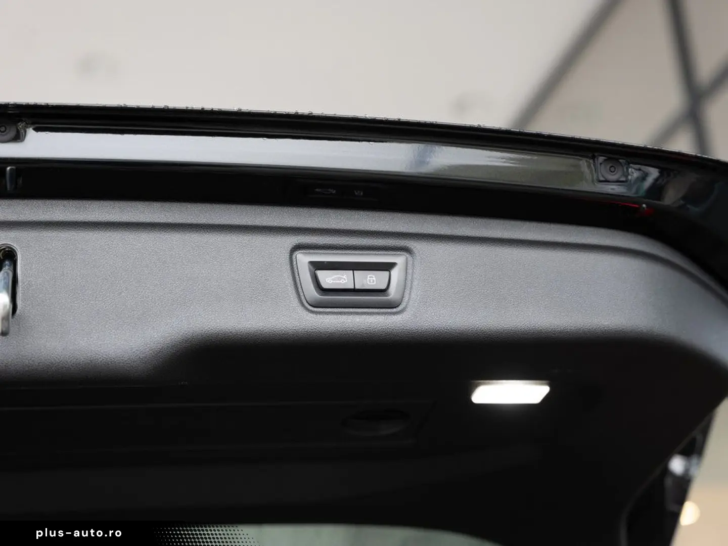 BMW M3 Touring xDrive Competition LED HUD NAVI H K