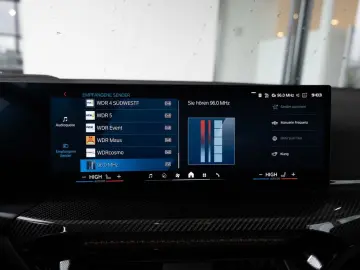 BMW M3 Touring xDrive Competition LED HUD NAVI H K