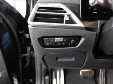 BMW M3 Touring xDrive Competition LED HUD NAVI H K