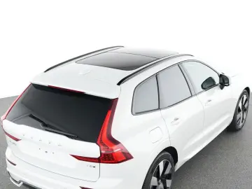 VOLVO XC 60 T6 Plus Dark Recharge Plug-In Hybrid AWD