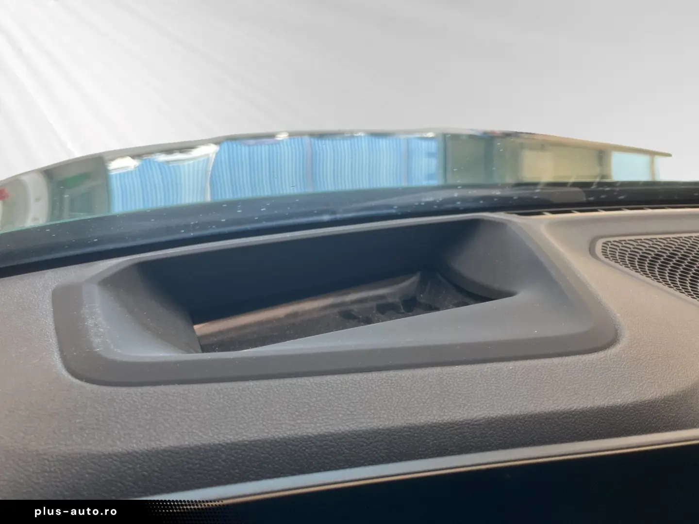 BMW M3 Competition M xDrive Touring Head-Up H K