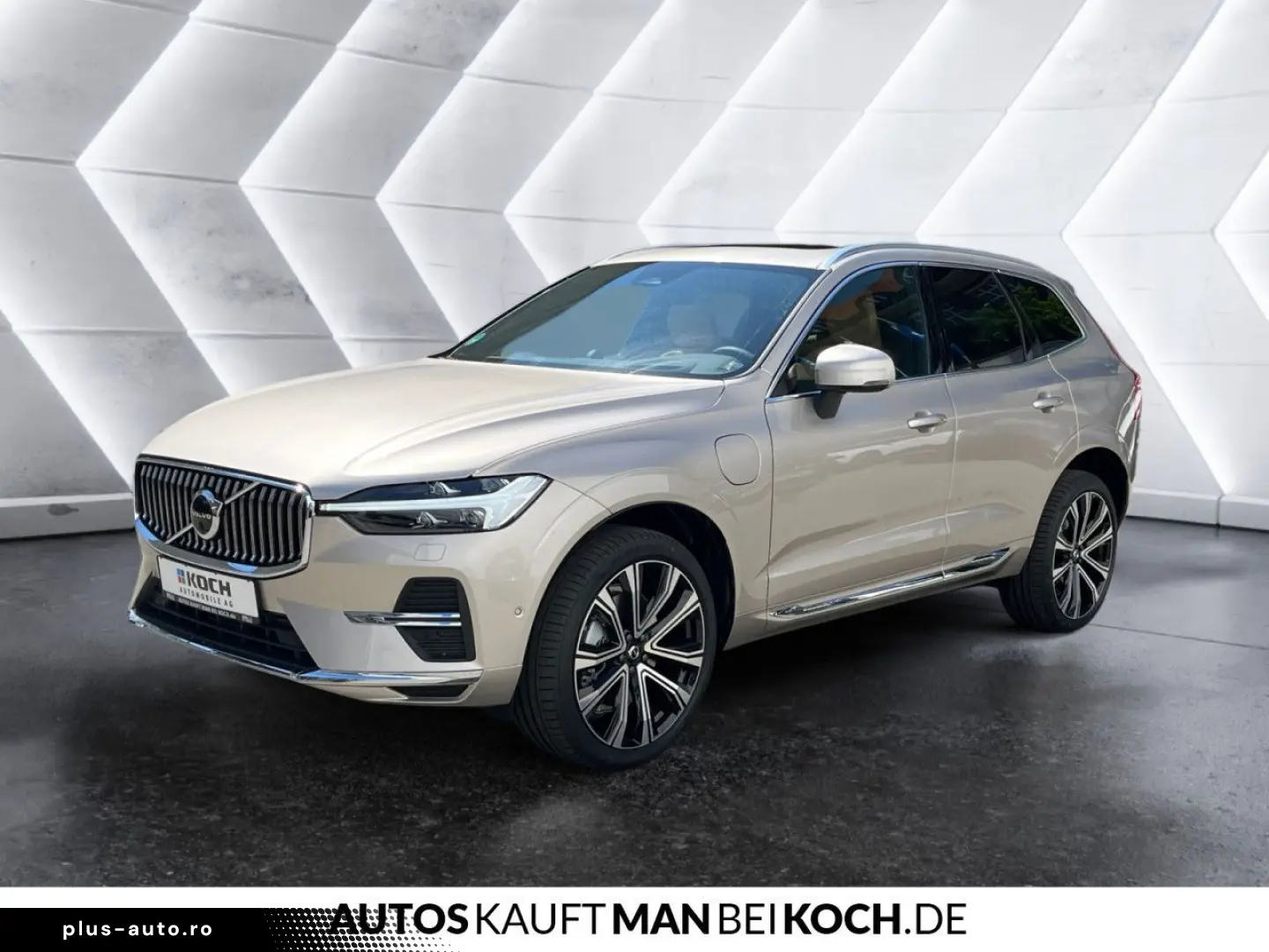 VOLVO XC60 T6 AWD Plug-in Hybrid Ultra Bright