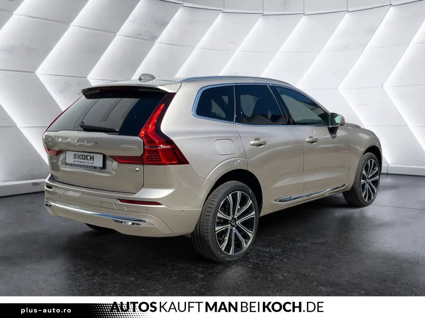 VOLVO XC60 T6 AWD Plug-in Hybrid Ultra Bright