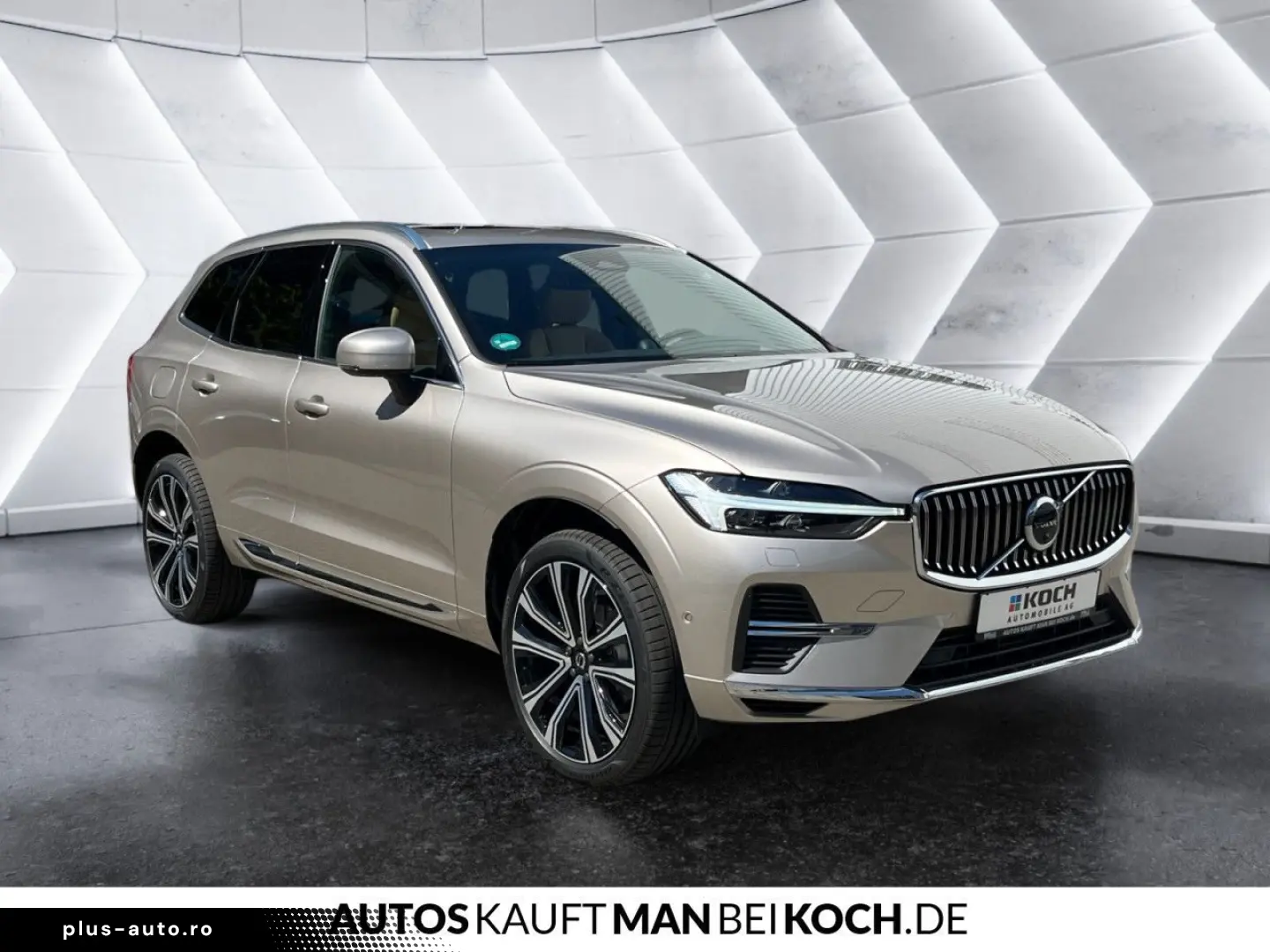 VOLVO XC60 T6 AWD Plug-in Hybrid Ultra Bright