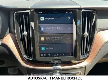 VOLVO XC60 T6 AWD Plug-in Hybrid Ultra Bright