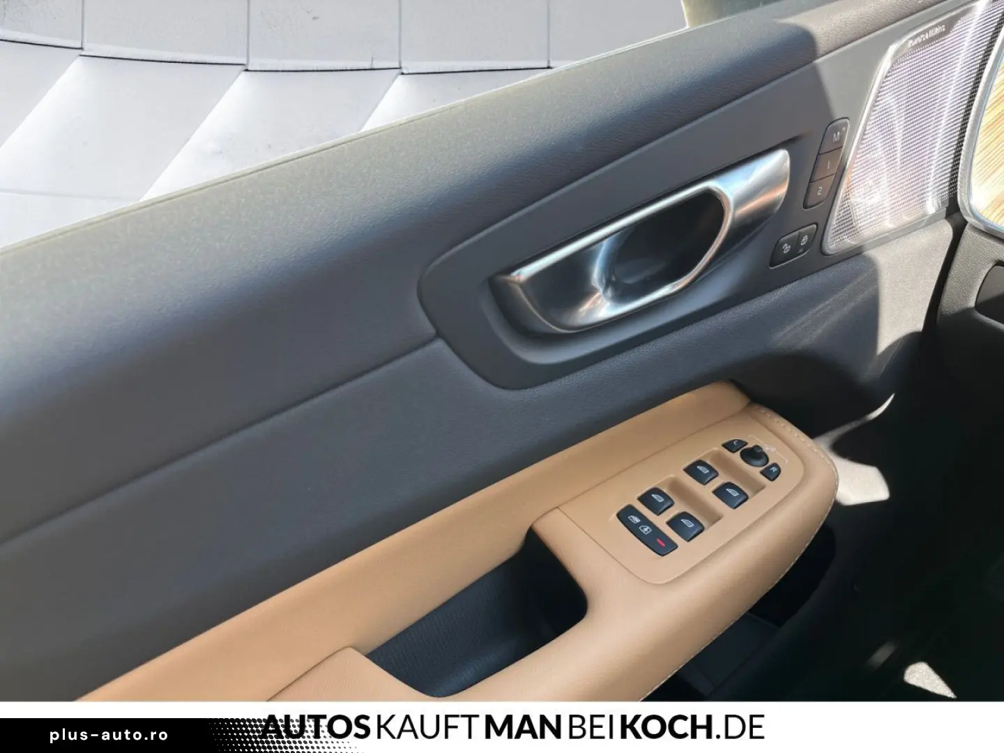 VOLVO XC60 T6 AWD Plug-in Hybrid Ultra Bright