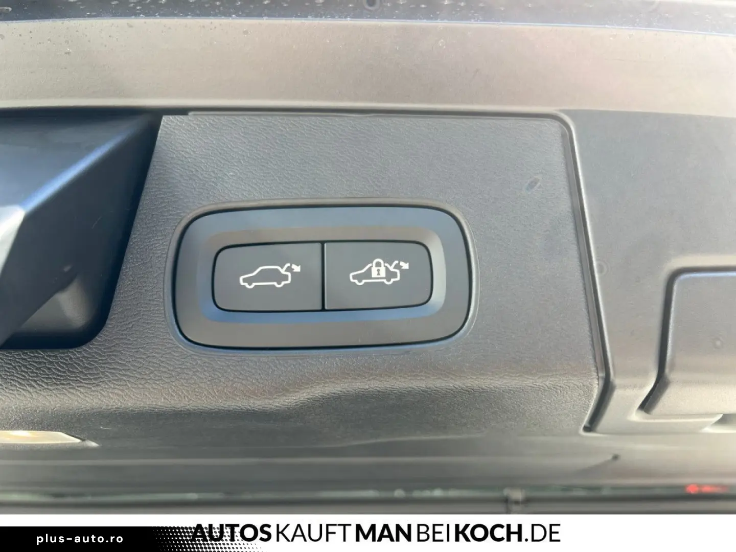 VOLVO XC60 T6 AWD Plug-in Hybrid Ultra Bright