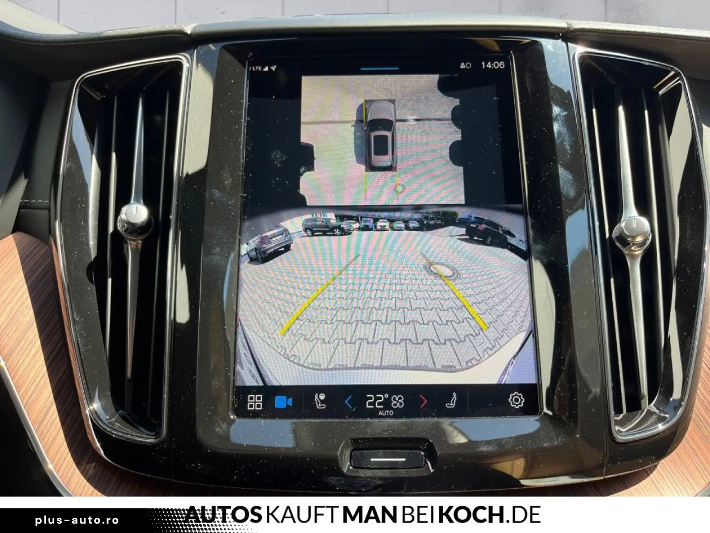 VOLVO XC60 T6 AWD Plug-in Hybrid Ultra Bright