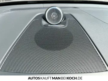 VOLVO XC60 T6 AWD Plug-in Hybrid Ultra Bright