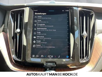 VOLVO XC60 T6 AWD Plug-in Hybrid Ultra Bright