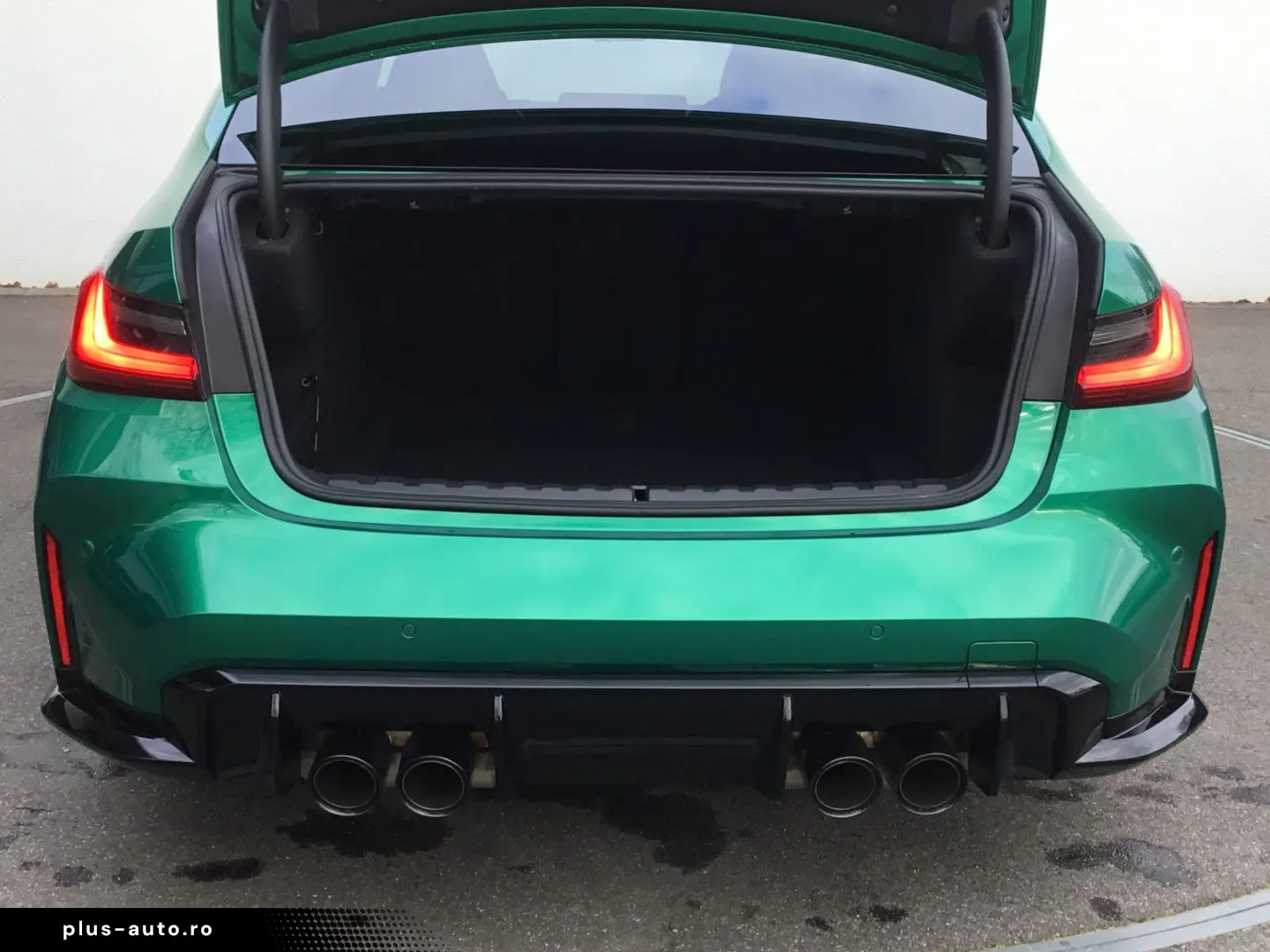 BMW M3 Competition M xDrive HUD KAMERA E SITZE LED