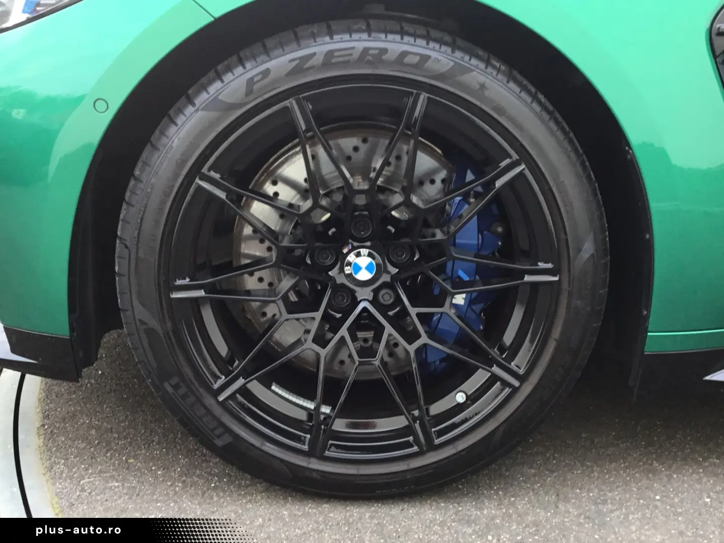 BMW M3 Competition M xDrive HUD KAMERA E SITZE LED