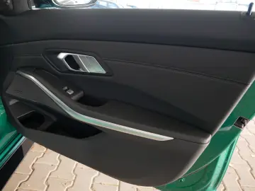 BMW M3 Competition  BMW-AG adapt.FW SITZBELÜFT INNOV