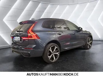 VOLVO XC60 T6 AWD Plug-in Hybrid Ultra Dark