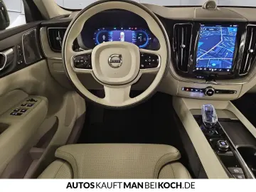 VOLVO XC60 T6 AWD Plug-in Hybrid Ultra Dark