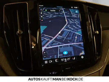 VOLVO XC60 T6 AWD Plug-in Hybrid Ultra Dark