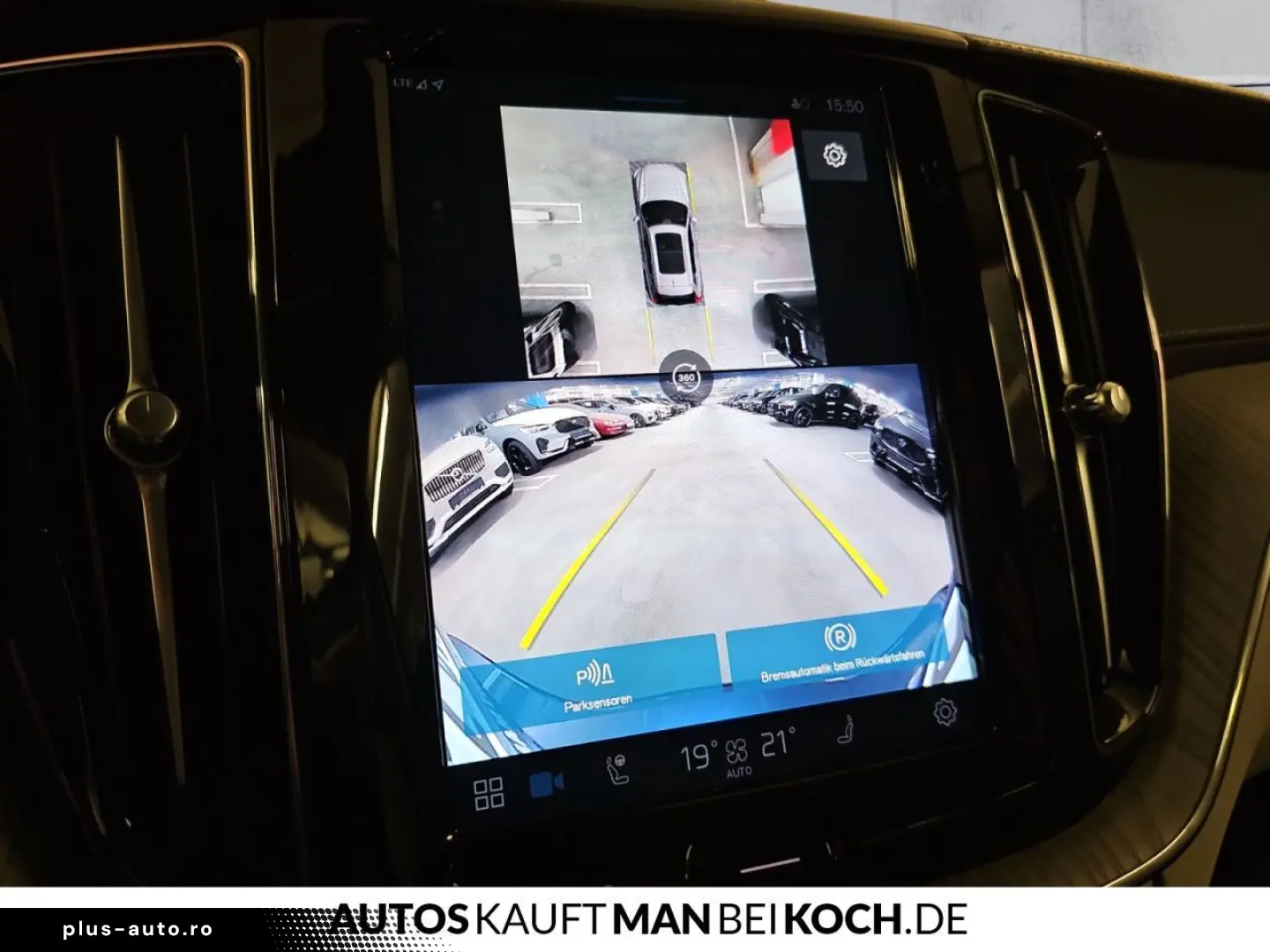 VOLVO XC60 T6 AWD Plug-in Hybrid Ultra Dark