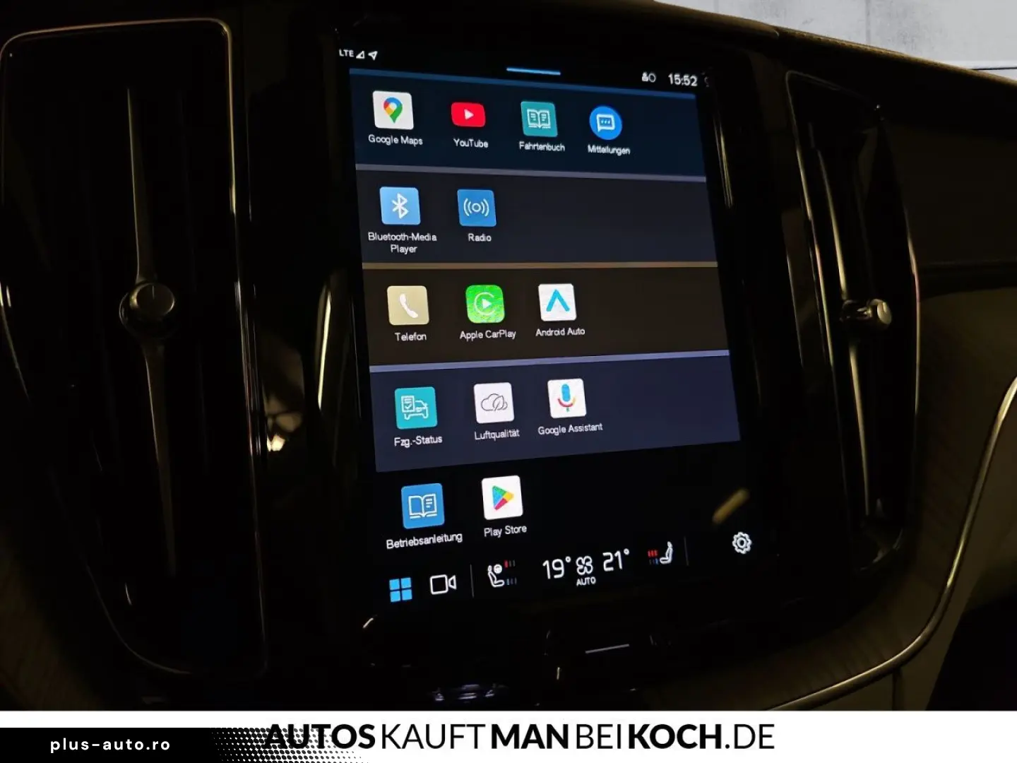 VOLVO XC60 T6 AWD Plug-in Hybrid Ultra Dark