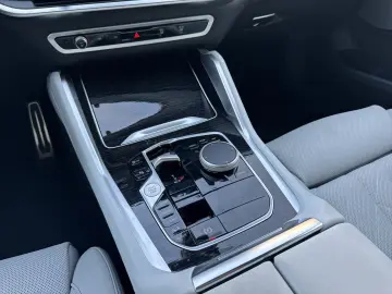 BMW X6 M60i xDrive M Sport Pro AHK DA&PA-Prof. H K