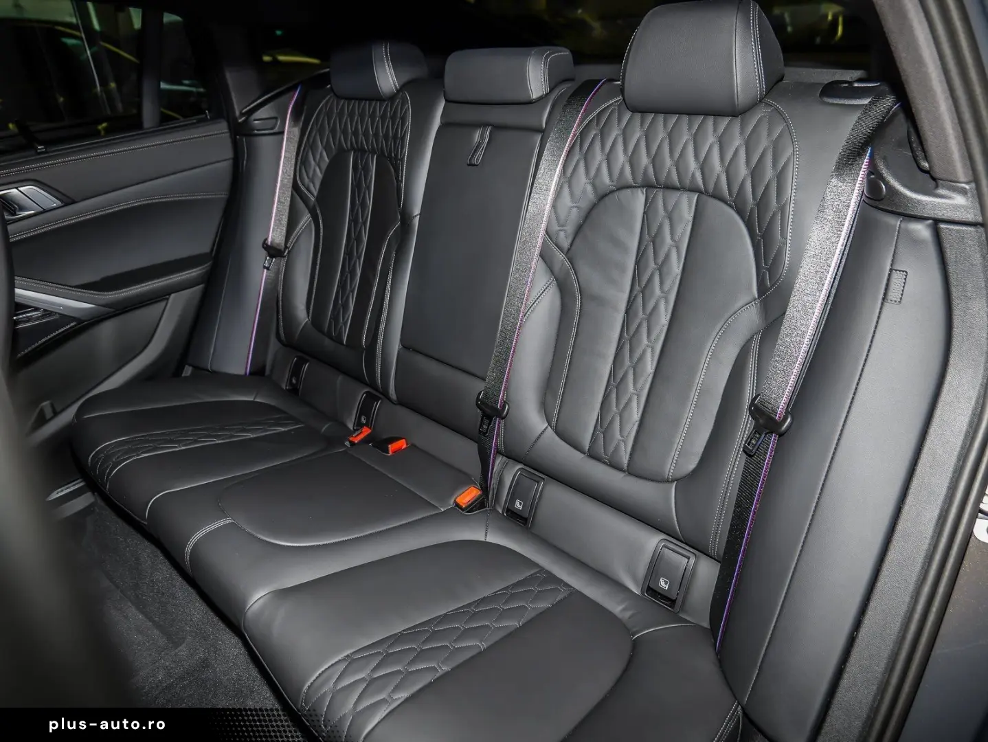 BMW X6 M60i xDrive M Sport PANO RFK NAVI LED DAB LM