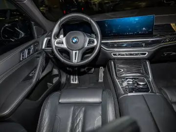 BMW X6 M60i xDrive M Sport PANO RFK NAVI LED DAB LM