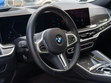 BMW X6 M60i DR.ASS.PRO.360 .PANORAMA.LED.H K.22