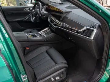 BMW X6 M60i DR.ASS.PRO.360 .PANORAMA.LED.H K.22