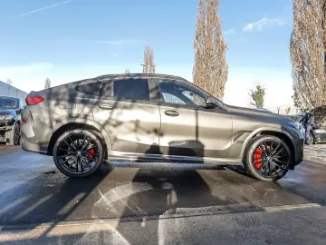 BMW X6 M60i xDrive M Sport PANO ACC RFK NAVI LED LM