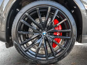 BMW X6 M60i xDrive M Sport PANO ACC RFK NAVI LED LM