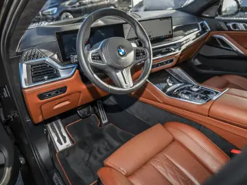 BMW X6 M60i xDrive M Sport PANO ACC RFK NAVI LED LM