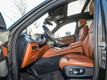 BMW X6 M60i xDrive M Sport PANO ACC RFK NAVI LED LM