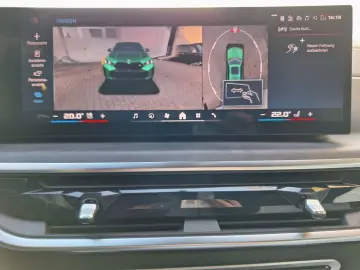 BMW X6 M60i xDrive DA PA-Prof H K Standh Pano AHK 22