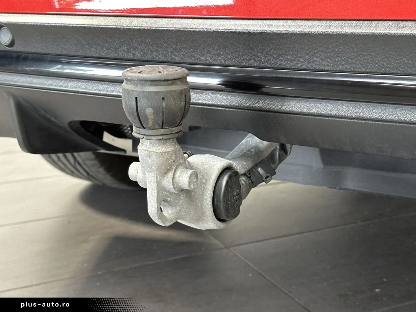 MERCEDES-BENZ GLC 300d 4M AMG-Line NAV LED KAMERA PANO DAB