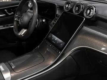 MERCEDES-BENZ GLC 300 e 4M AMG BURM MEMO 360