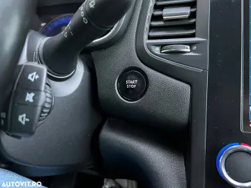 Renault Megane BLUE dCi 115 EDC INTENS