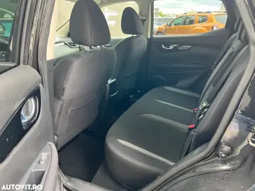 Nissan Qashqai 1.7 dCi ALL-MODE 4x4i ACENTA