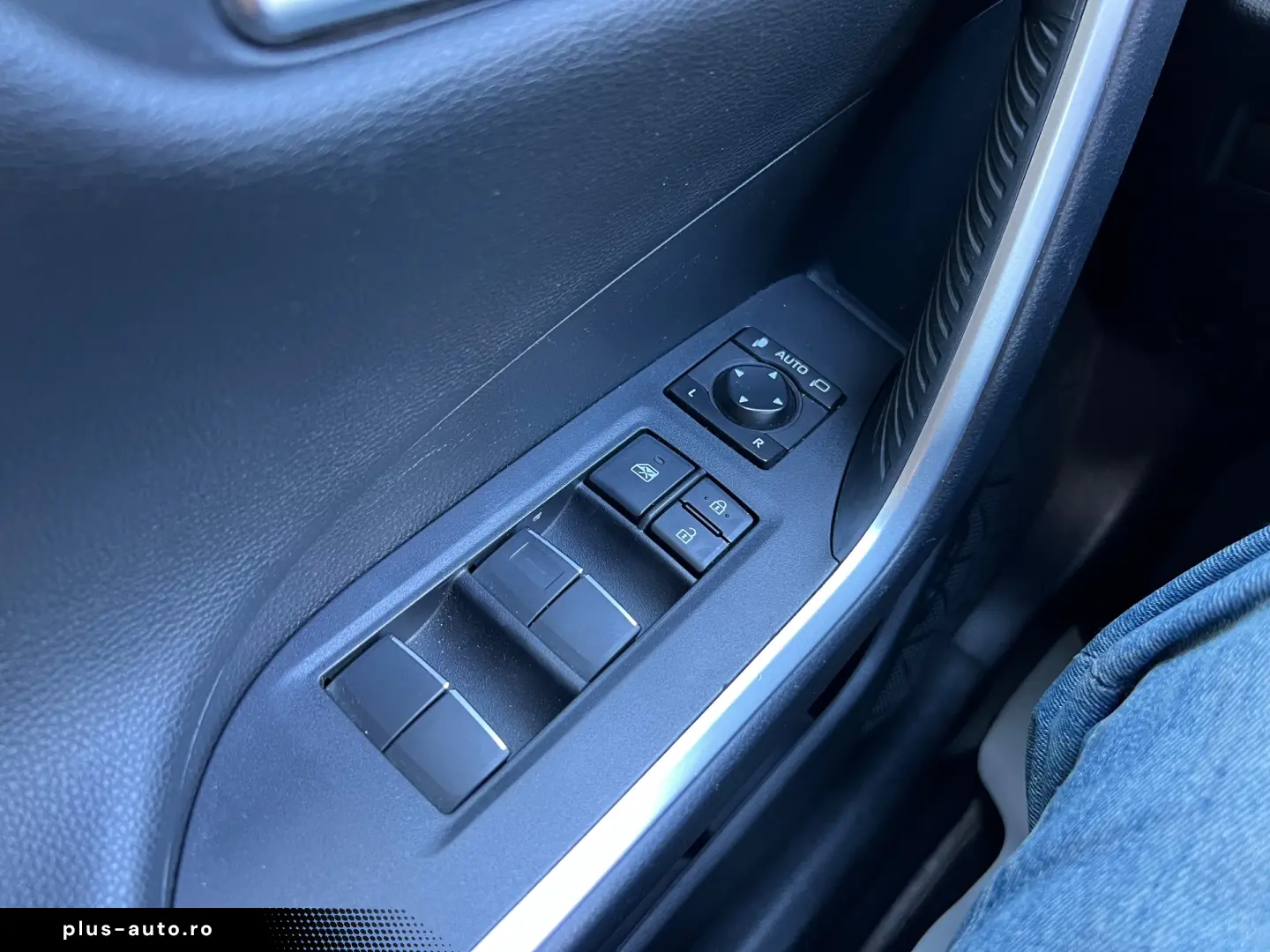 Toyota RAV4 2.5 Hybrid VVT-iE 4x2 Active