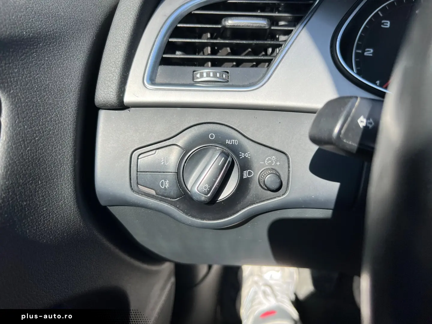 Audi A4 Avant 2.0 TDI DPF Attraction