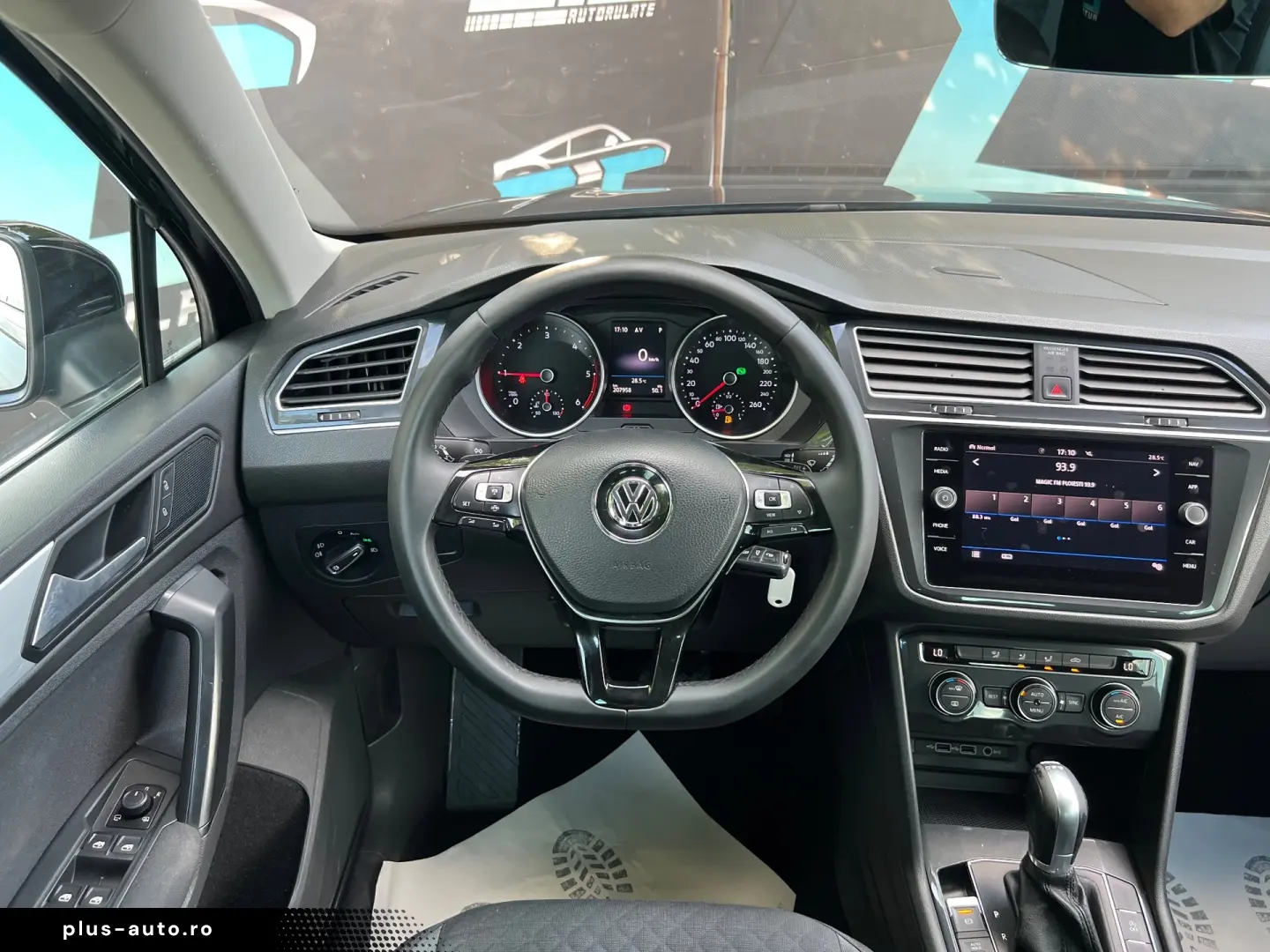 Volkswagen Tiguan 2.0 TDI SCR 4MOTION DSG R-Line