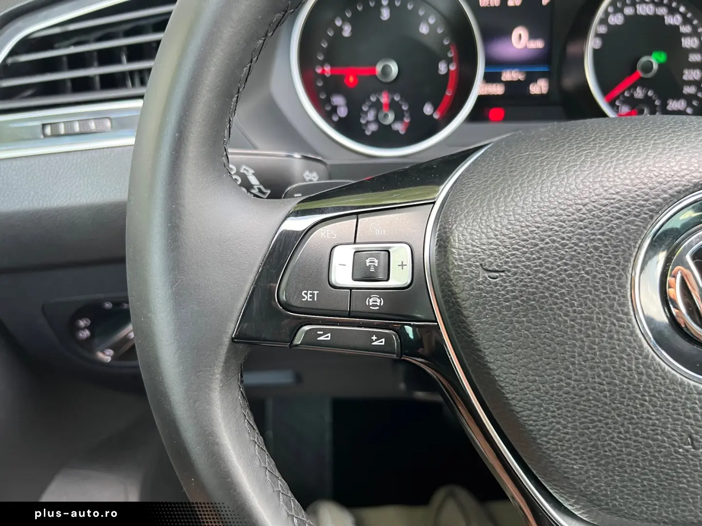 Volkswagen Tiguan 2.0 TDI SCR 4MOTION DSG R-Line