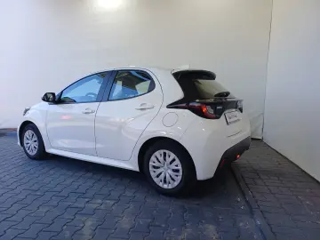 Toyota Yaris 1 5 VVT-i Hybrid Active Drive