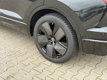 VW Touareg 3.0 TDI 4Motion R-Line