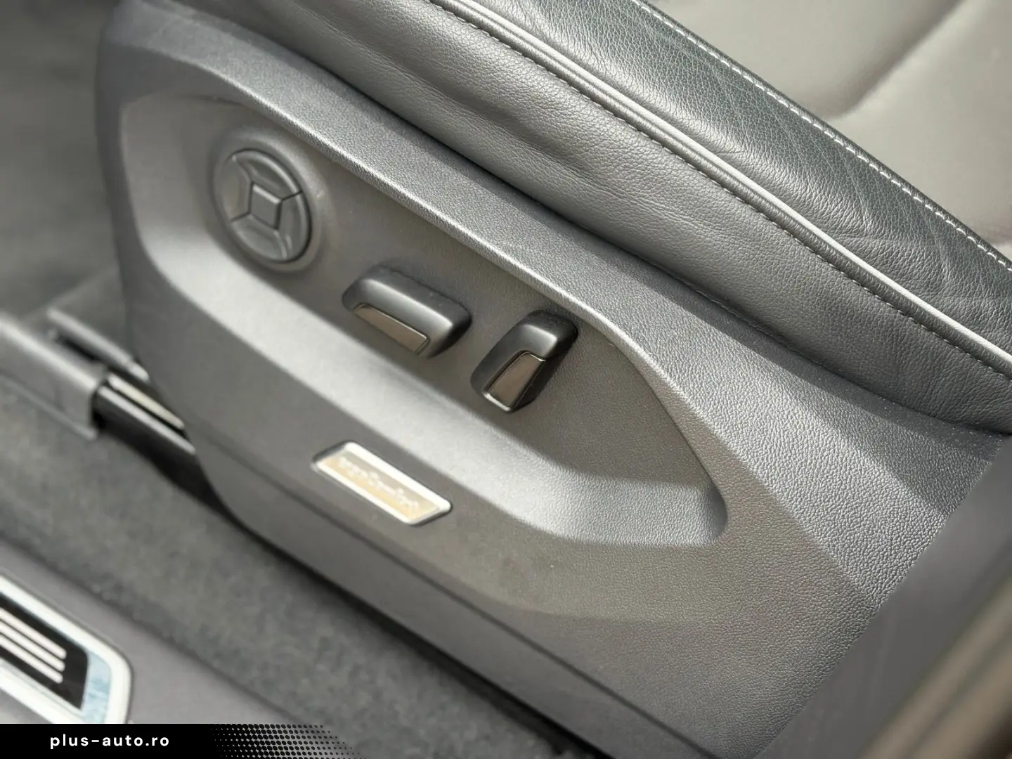 VW Touareg 3.0 TDI 4Motion R-Line